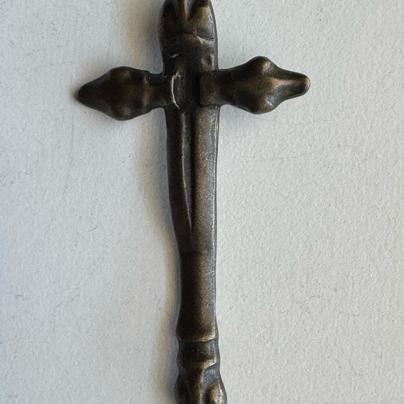 Kalevala Kori “Sisilisko” Bronze Patina (Lizard) Cross Shaped Pendant - Picture 2 of 9
